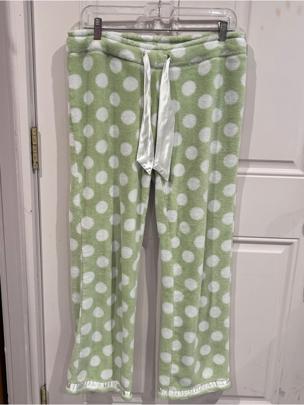 Cozy Polka Dot Lounge Pants - Light Green & White